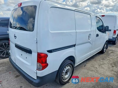 Trzecie zdjęcie samochodu z tyłu: 2015 NISSAN NV200 S VIN:3N6CM0KN6FK728169 - miniatura