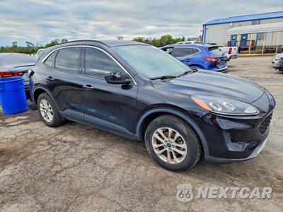 Czwarte zdjęcie samochodu z boku: 2020 FORD ESCAPE SE VIN:1FMCU9G63LUC18300 - miniatura