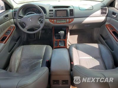 Zdjęcie 8 z 12 samochodu: 2002 TOYOTA CAMRY XLE VIN:4T1BE32K02U540918 - miniatura