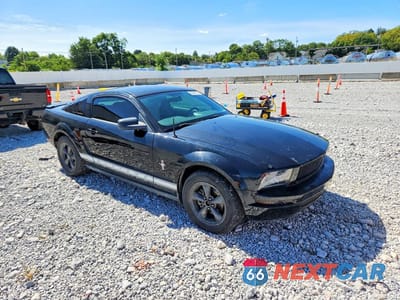 Czwarte zdjęcie samochodu z boku: 2008 FORD MUSTANG VIN:1ZVHT80NX85191538 - miniatura