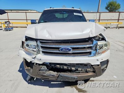 Piąte zdjęcie samochodu w środku: 2015 FORD EXPEDITION XLT VIN:1FMJU1HT7FEF08714 - miniatura