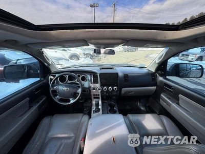 Zdjęcie 9 z 12 samochodu: 2012 TOYOTA SEQUOIA SR5 VIN:5TDBM5G17CS002449 - miniatura