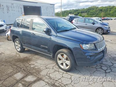 Czwarte zdjęcie samochodu z boku: 2014 JEEP COMPASS LATITUDE VIN:1C4NJDEB6ED534298 - miniatura