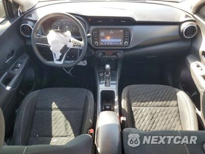 Zdjęcie 8 z 12 samochodu: 2021 NISSAN KICKS SV VIN:3N1CP5CV6ML515609 - miniatura