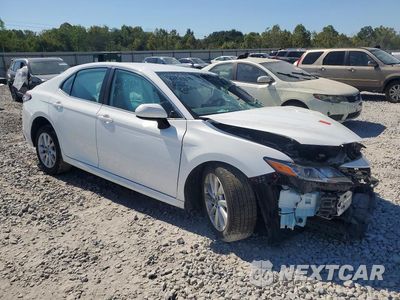 Czwarte zdjęcie samochodu z boku: 2023 TOYOTA CAMRY LE VIN:4T1C11AK0PU837975 - miniatura