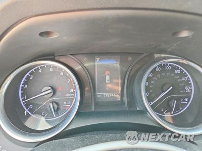Zdjęcie 9 z 12 samochodu: 2019 TOYOTA CAMRY LE VIN:4T1B11HK2KU846302 - miniatura