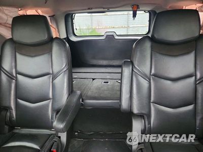 Zdjęcie 10 z 13 samochodu: 2017 CADILLAC ESCALADE VIN:1GYS4BKJ6HR363693 - miniatura