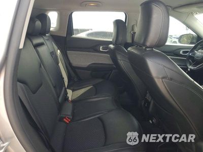 Zdjęcie 11 z 14 samochodu: 2022 JEEP COMPASS LATITUDE VIN:3C4NJDBB0NT205904 - miniatura