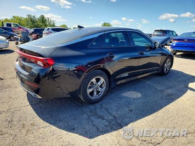 Trzecie zdjęcie samochodu z tyłu: 2022 KIA K5 LXS VIN:5XXG14J20NG122768 - miniatura