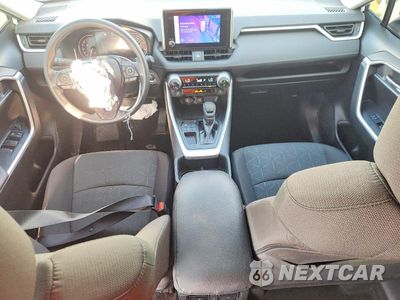 Zdjęcie 8 z 13 samochodu: 2024 TOYOTA RAV4 XLE VIN:2T3W1RFVXRC272838 - miniatura