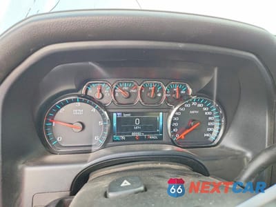 Zdjęcie 9 z 12 samochodu: 2018 GMC SIERRA K1500 SLT VIN:3GTU2NEC4JG523899 - miniatura