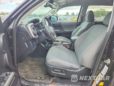Zdjęcie 7 z 12 samochodu: 2020 TOYOTA TACOMA SR5 V6 VIN:3TMCZ5AN1LM323517 - miniatura