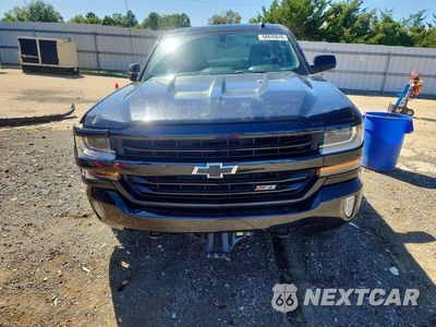 Piąte zdjęcie samochodu w środku: 2017 CHEVROLET SILVERADO K1500 LT VIN:1GCVKREC1HZ395403 - miniatura