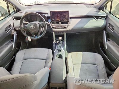 Zdjęcie 8 z 13 samochodu: 2024 TOYOTA COROLLA CROSS HYBRID S VIN:7MUFBABGXRV047587 - miniatura