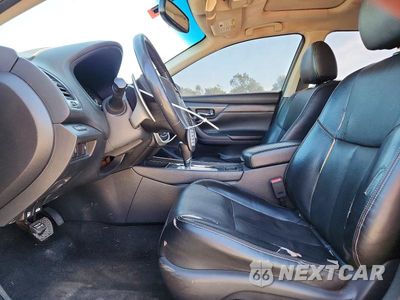 Zdjęcie 7 z 12 samochodu: 2017 NISSAN ALTIMA 3.5 SL VIN:1N4BL3AP5HC171601 - miniatura
