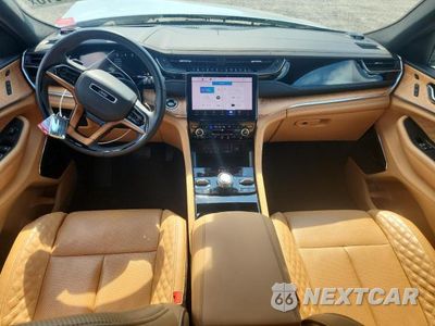 Zdjęcie 8 z 13 samochodu: 2025 JEEP GRAND CHEROKEE L SUMMIT VIN:1C4RJKEG2S8683913 - miniatura