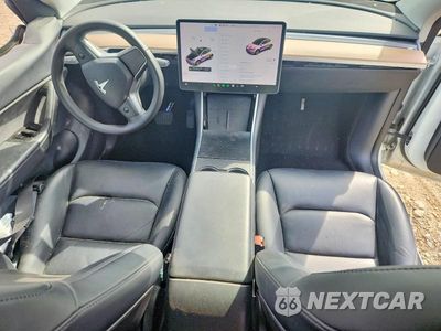 Zdjęcie 8 z 12 samochodu: 2020 TESLA MODEL Y VIN:5YJYGDEF9LF005870 - miniatura
