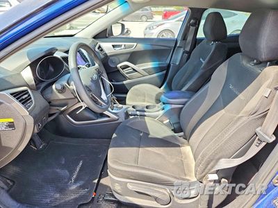 Zdjęcie 7 z 12 samochodu: 2016 HYUNDAI VELOSTER BASE VIN:KMHTC6ADXGU301642 - miniatura