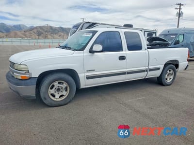 2001 CHEVROLET SILVERADO C1500 1GCEC19V31Z150456 - główne zdjęcie licytacji z USA - miniatura