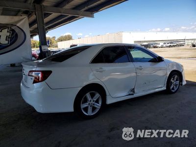 Trzecie zdjęcie samochodu z tyłu: 2014 TOYOTA CAMRY SE VIN:4T1BF1FK2EU338260 - miniatura