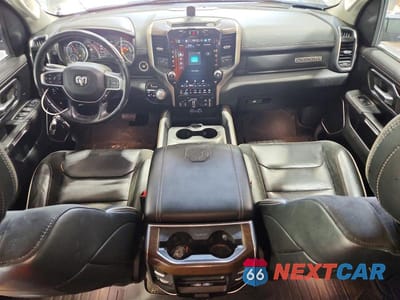 Zdjęcie 8 z 12 samochodu: 2022 RAM 1500 LARAMIE VIN:1C6SRFJT6NN163344 - miniatura