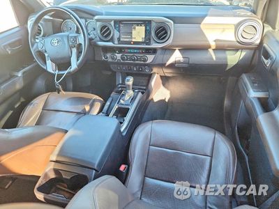 Zdjęcie 8 z 12 samochodu: 2016 TOYOTA TACOMA LIMITED VIN:3TMGZ5AN8GM019446 - miniatura