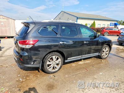 Trzecie zdjęcie samochodu z tyłu: 2016 NISSAN PATHFINDER PLATINUM VIN:5N1AR2MM7GC642058 - miniatura