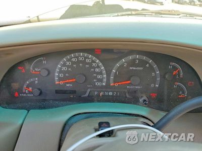 Zdjęcie 9 z 13 samochodu: 2000 FORD EXPEDITION XLT VIN:1FMRU15L2YLA53857 - miniatura