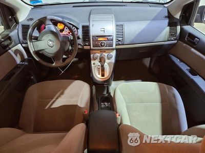 Zdjęcie 8 z 12 samochodu: 2010 NISSAN SENTRA 2.0 VIN:3N1AB6AP0AL636213 - miniatura