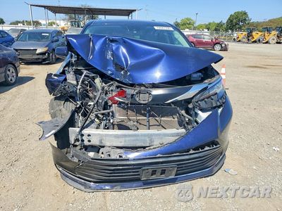 Piąte zdjęcie samochodu w środku: 2023 TOYOTA SIENNA XLE VIN:5TDYRKEC4PS156928 - miniatura