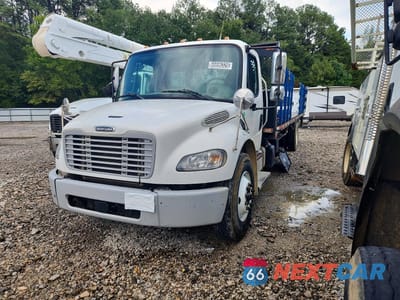 2017 FREIGHTLINER BUSINESS CLASS M2 FLATBED TRUCK 1FVACXDT9HHJF1568 - główne zdjęcie licytacji z USA - miniatura