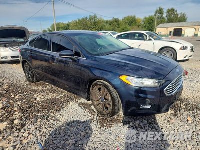 Czwarte zdjęcie samochodu z boku: 2020 FORD FUSION SE VIN:3FA6P0HD2LR218304 - miniatura