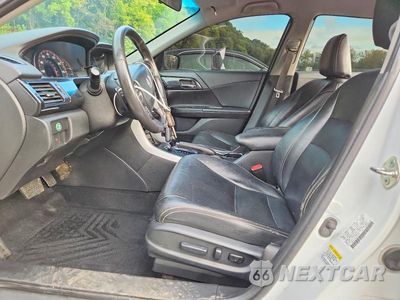 Zdjęcie 7 z 12 samochodu: 2013 HONDA ACCORD SPORT VIN:1HGCR2F56DA018098 - miniatura