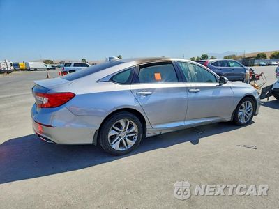 Trzecie zdjęcie samochodu z tyłu: 2020 HONDA ACCORD LX VIN:1HGCV1F19LA120450 - miniatura