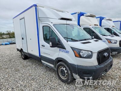 Czwarte zdjęcie samochodu z boku: 2022 FORD TRANSIT REFRIGERATED BOX TRUCK VIN:1FDBW5Z89NKA39741 - miniatura