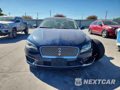 Piąte zdjęcie samochodu w środku: 2017 LINCOLN MKZ PREMIERE VIN:3LN6L5A93HR665784 - miniatura