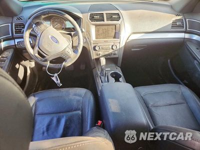 Zdjęcie 8 z 13 samochodu: 2017 FORD EXPLORER XLT VIN:1FM5K8D88HGA21322 - miniatura