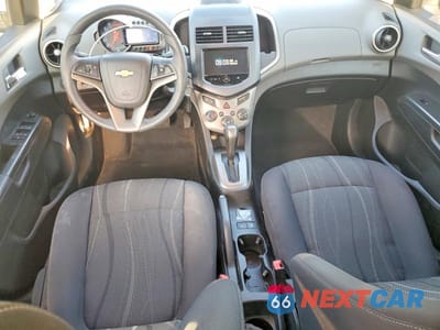 Zdjęcie 8 z 12 samochodu: 2013 CHEVROLET SONIC LT VIN:1G1JC6SB4D4110912 - miniatura