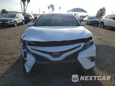 Piąte zdjęcie samochodu w środku: 2018 TOYOTA CAMRY SE VIN:4T1B11HK5JU070536 - miniatura