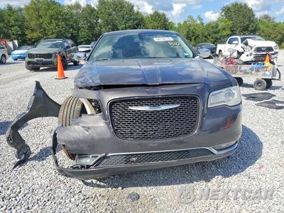 Piąte zdjęcie samochodu w środku: 2019 CHRYSLER 300 LIMITED VIN:2C3CCAEG7KH559872 - miniatura
