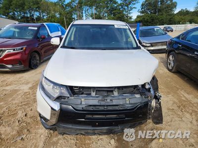 Piąte zdjęcie samochodu w środku: 2017 MITSUBISHI OUTLANDER SE VIN:JA4AD3A30HZ008233 - miniatura