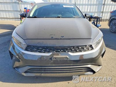 Piąte zdjęcie samochodu w środku: 2024 KIA FORTE LXS VIN:3KPF24AD8RE753941 - miniatura