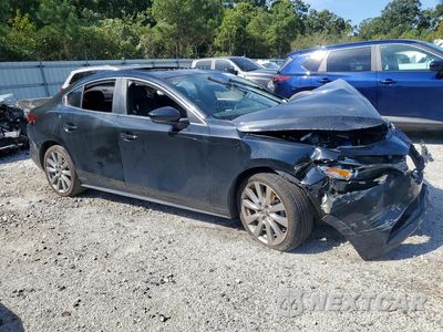 Czwarte zdjęcie samochodu z boku: 2023 MAZDA 3 PREFERRED VIN:3MZBPACM4PM359820 - miniatura