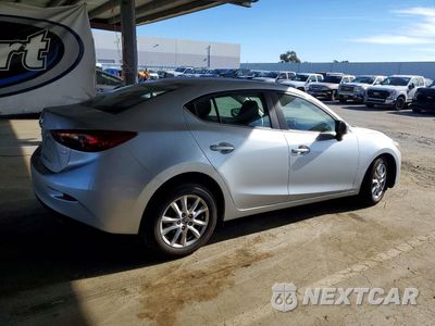 Trzecie zdjęcie samochodu z tyłu: 2018 MAZDA 3 SPORT VIN:3MZBN1U78JM260276 - miniatura
