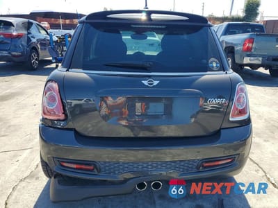 Zdjęcie 6 z 12 samochodu: 2011 MINI COOPER S VIN:WMWSV3C57BTY15040 - miniatura