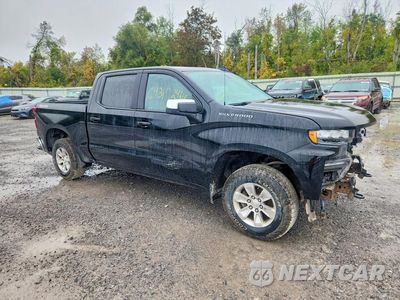 Czwarte zdjęcie samochodu z boku: 2019 CHEVROLET SILVERADO K1500 LT VIN:3GCUYDED0KG132963 - miniatura