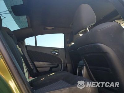 Zdjęcie 10 z 12 samochodu: 2023 DODGE CHARGER SCAT PACK VIN:2C3CDXGJ2PH619170 - miniatura