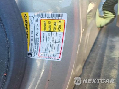 Zdjęcie 13 z 13 samochodu: 2015 FORD FOCUS TITANIUM VIN:1FADP3J25FL259143 - miniatura