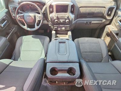 Zdjęcie 8 z 12 samochodu: 2021 CHEVROLET SILVERADO K1500 RST VIN:1GCUYEED5MZ176112 - miniatura