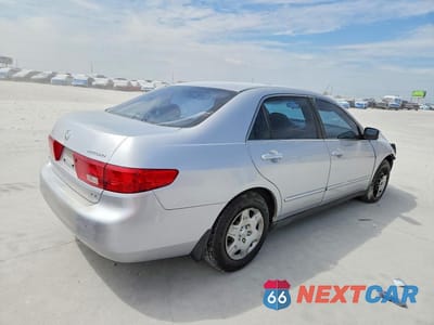 Trzecie zdjęcie samochodu z tyłu: 2005 HONDA ACCORD LX VIN:3HGCM56425G711969 - miniatura